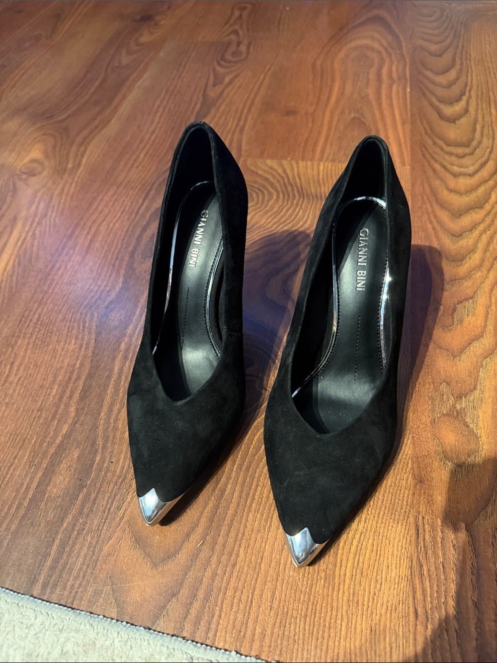 Gianni Bini Black Suede Pointed Pumps with Silver Cap Toe and Heel - size 8.5